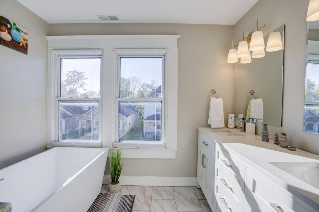 Fountain Gem: Your Urban Oasis Indianapolis Exterior photo